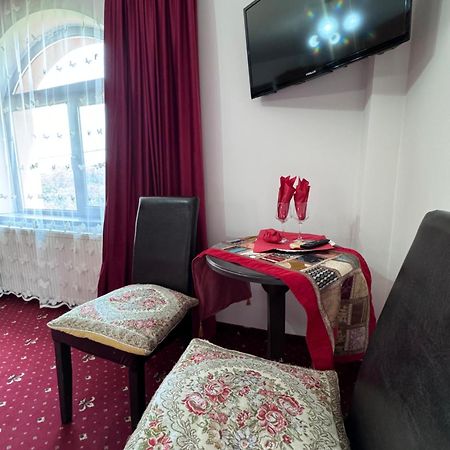 Pensiunea Casa Simoni Ploiesti Bagian luar foto